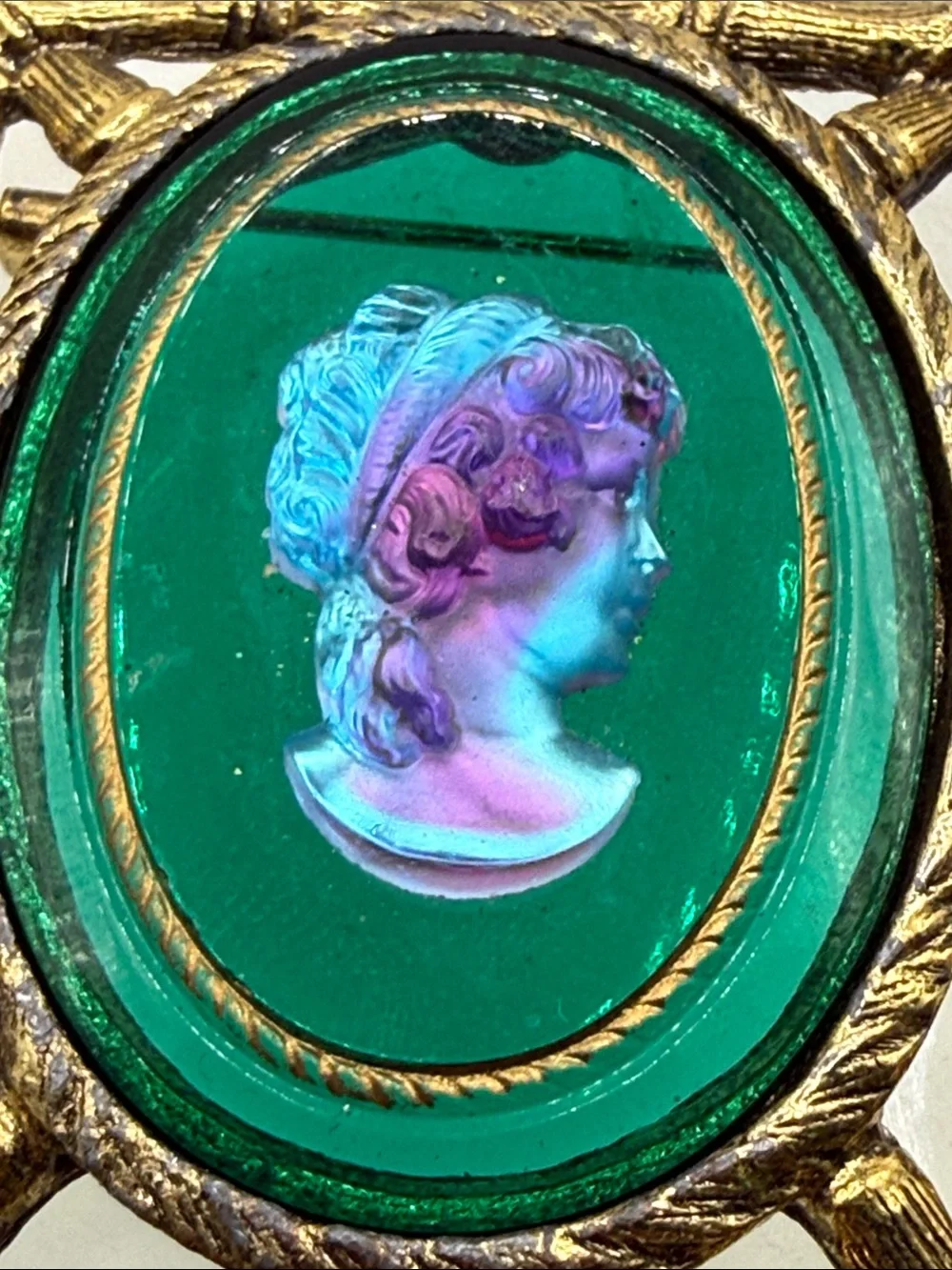Vintage Green Glass Cameo Brooch with Gold Frame intaglio pin